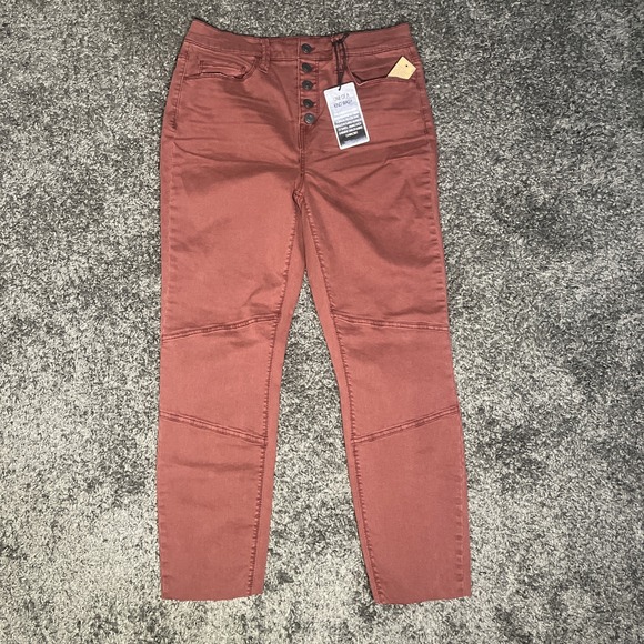 Mudd Denim - Mud Size 11 High-Rise Jagging's New With Tags Cut Off Bottom Bottoms Red Rust